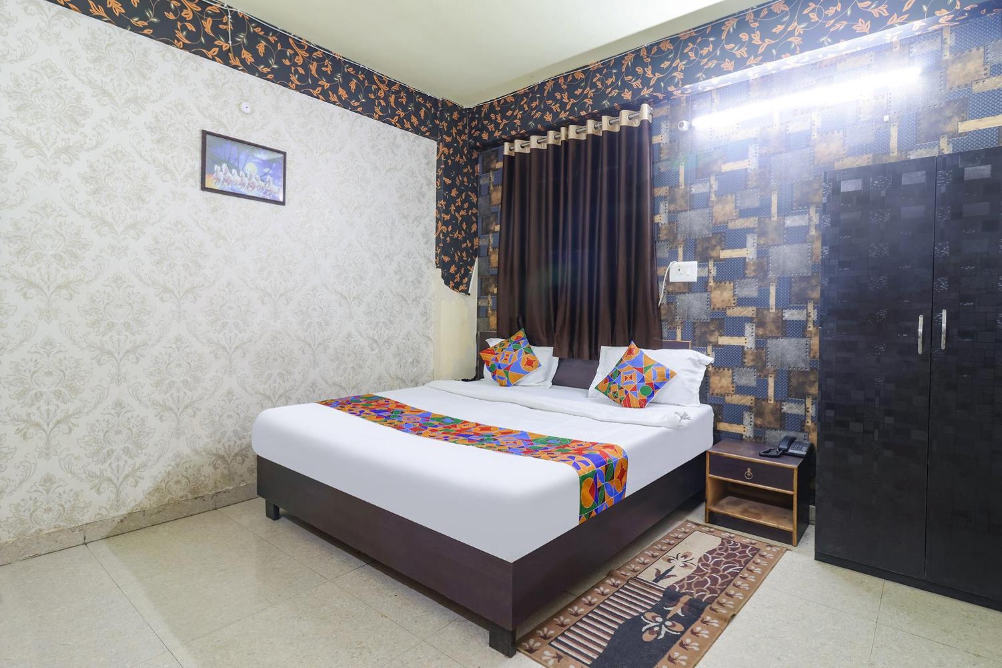 Fabexpress Swarn Fortune Inn Danapur المظهر الخارجي الصورة